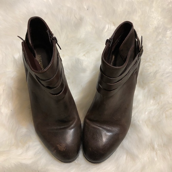 Arturo Chiang Ankle Boots - Picture 3 of 3